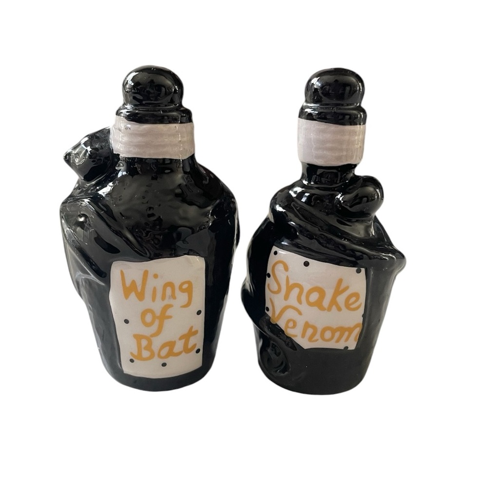 Halloween Salt and Pepper Shakers OS